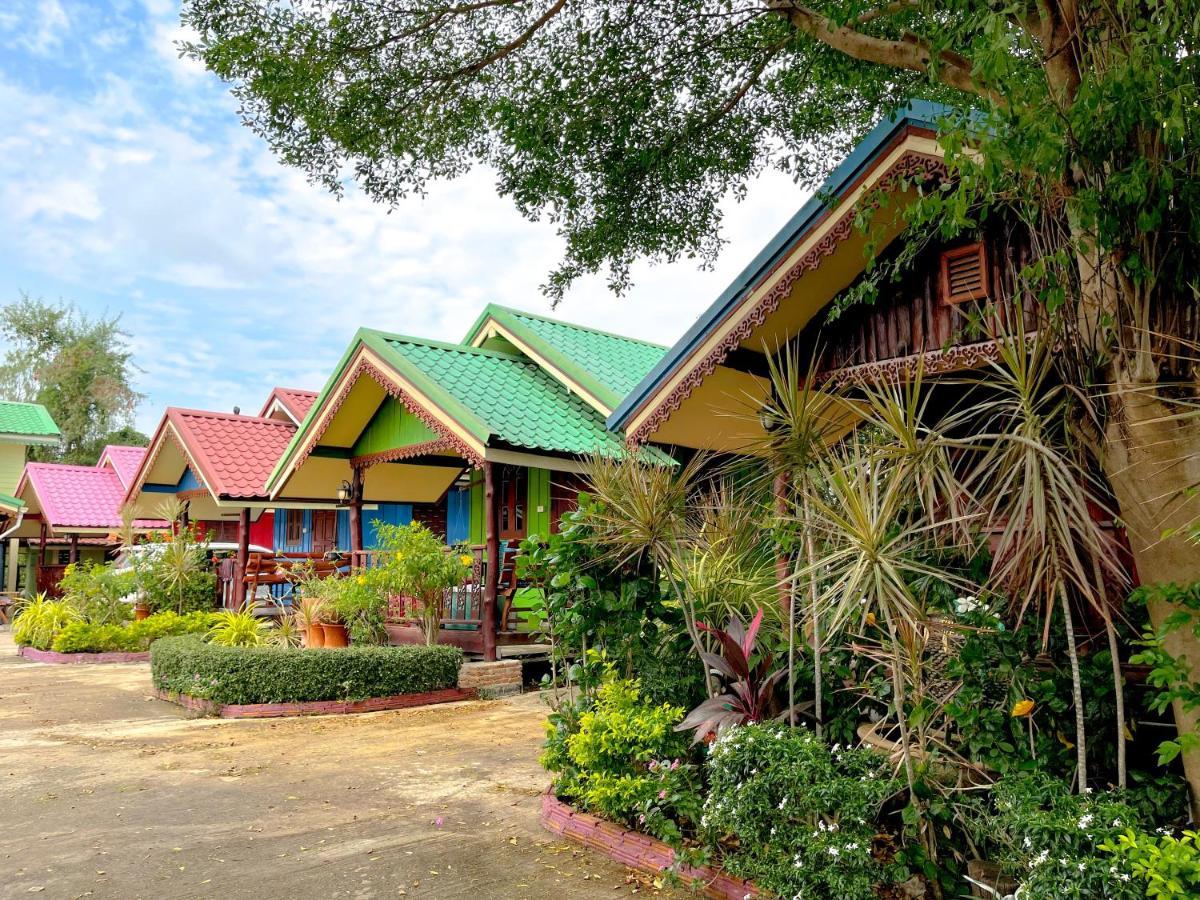 Ruanmai Style Resort 1 Ban Nong Nam Khan Экстерьер фото
